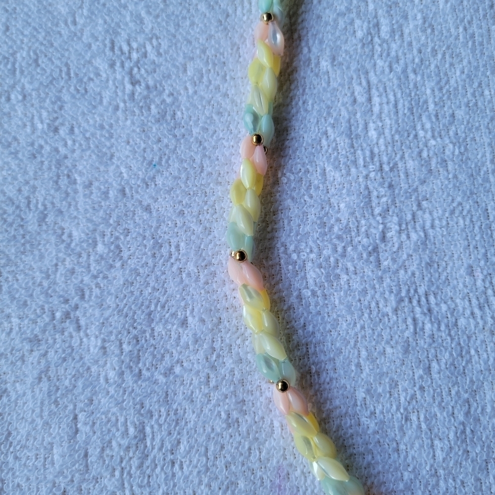 Dainty Vintage Pearl Cat's Eye Necklace Pastel yellow,  pink, gold